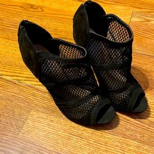 Black heels